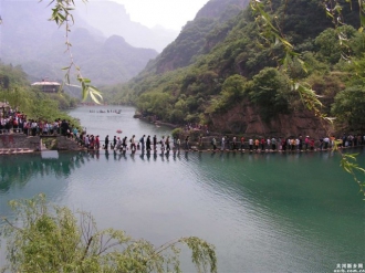 人文+自然之旅：開封府+八里溝、天界山三日游